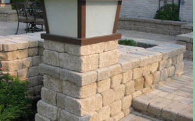 Retaining wall with outdoor light